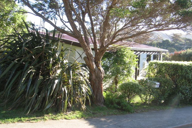 Photo of property in 11 Otonga Way, Churton Park, Wellington, 6037