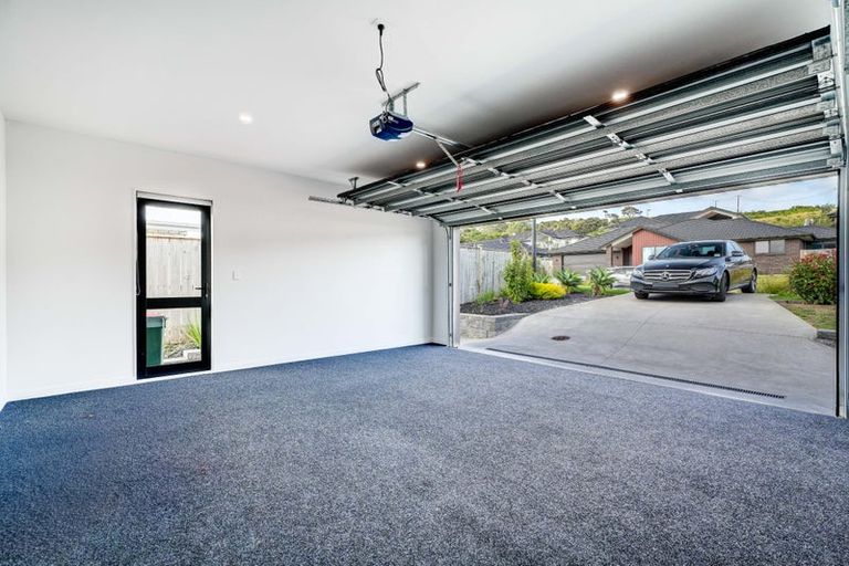 Photo of property in 7 Awa Avenue, Helensville, 0800