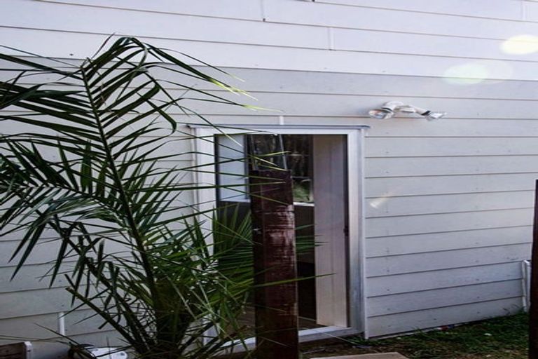 Photo of property in 1/39 Bayview Road, Bayview, Auckland, 0629