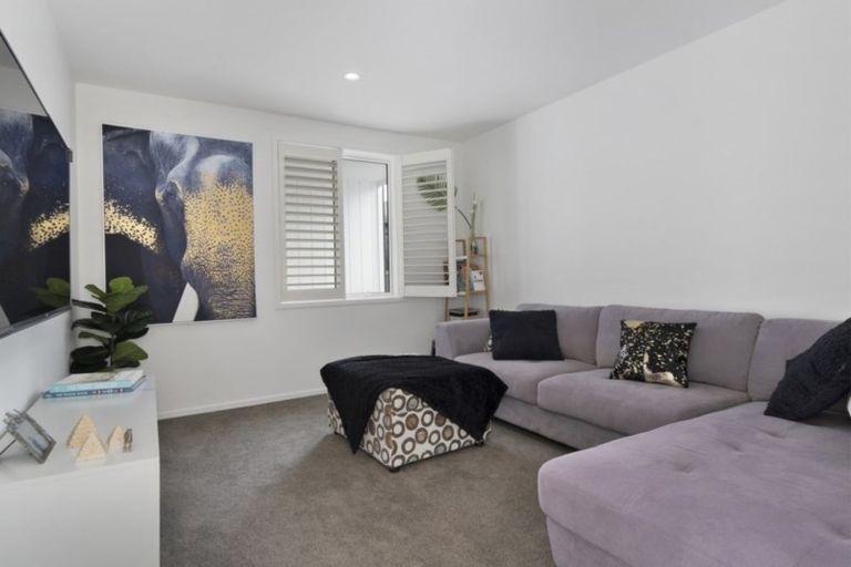 Photo of property in 9 Washingtonia Way, Omokoroa, 3114