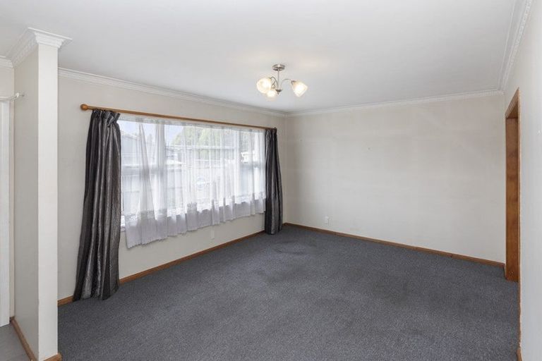 Photo of property in 31 Tomrich Street, Aranui, Christchurch, 8061