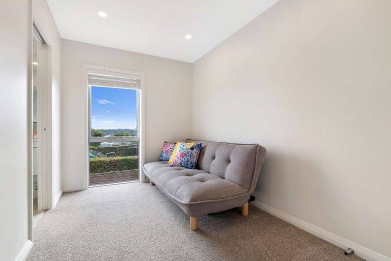Photo of property in 116c Birkdale Road, Birkdale, Auckland, 0626