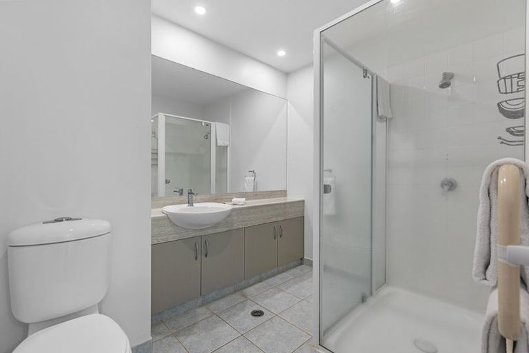 Photo of property in 7/12 Maunganui Road, Mount Maunganui, 3116