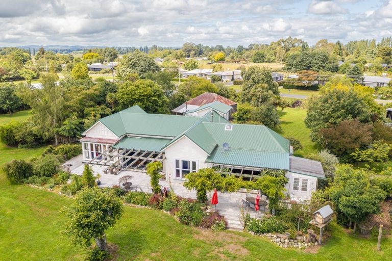 Photo of property in 78 Owen Street, Tikokino, Waipawa, 4273