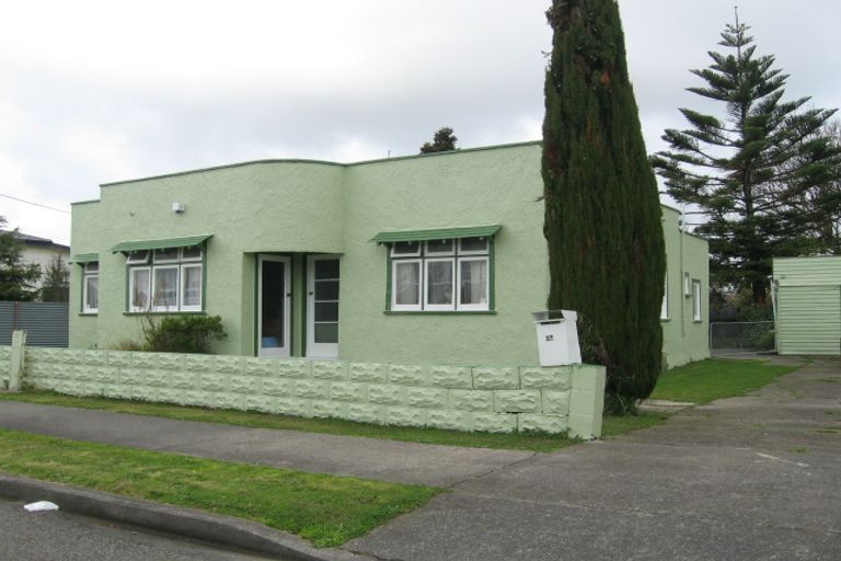 Photo of property in 37 Gladstone Street, Feilding, 4702