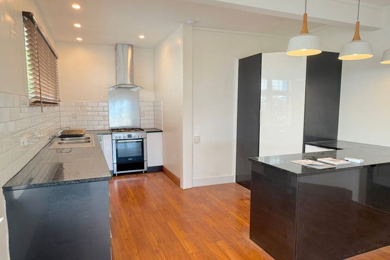 Photo of property in 8 Buckingham Street, Melrose, Wellington, 6023