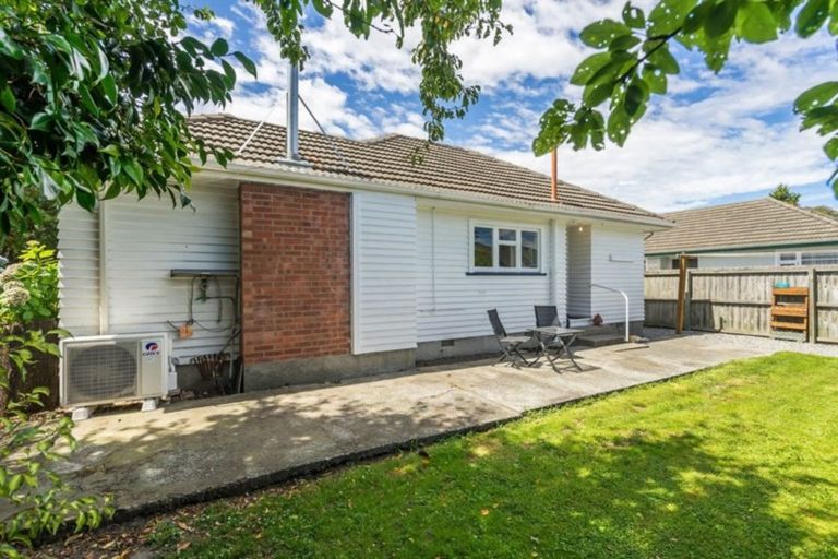 Photo of property in 166 Springs Road, Hornby, Christchurch, 8042