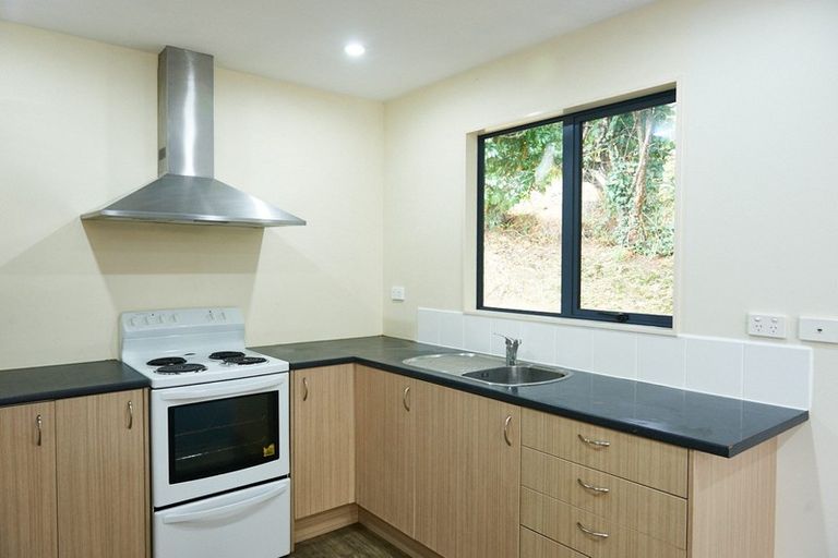 Photo of property in 30 Redwood Drive, Massey, Auckland, 0614