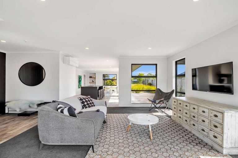 Photo of property in 14 John Raven Lane, Woodend, 7610