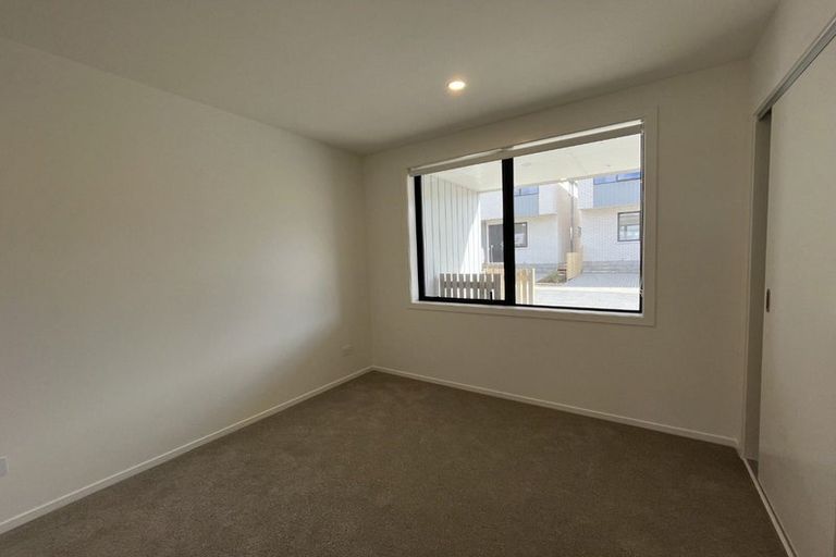 Photo of property in 4/23 Makomako Drive, Orewa, 0931