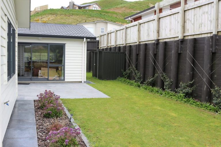 Photo of property in 10 Bickerton Rise, Churton Park, Wellington, 6037