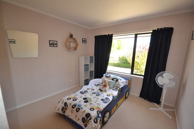 Photo of property in 23 Rochfort Drive, Richmond, 7020