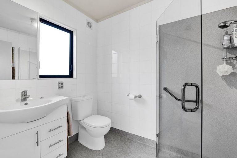 Photo of property in 529 Frankley Road, Hurworth, New Plymouth, 4371