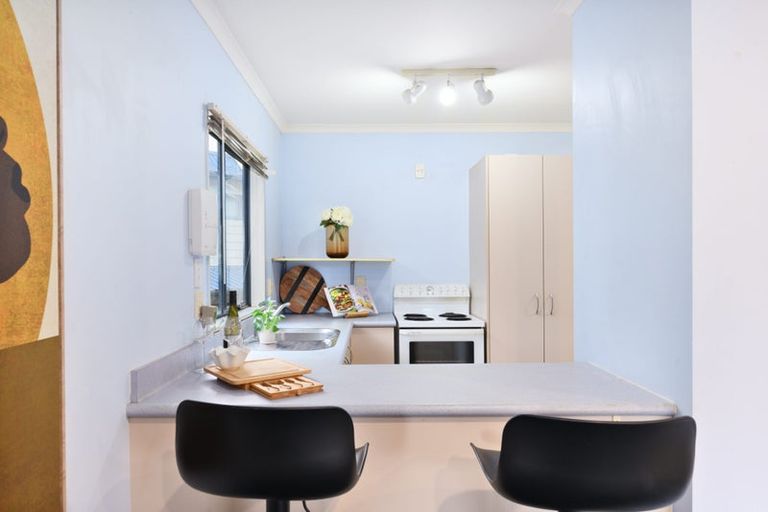 Photo of property in 18a Poto Street, Te Atatu South, Auckland, 0610