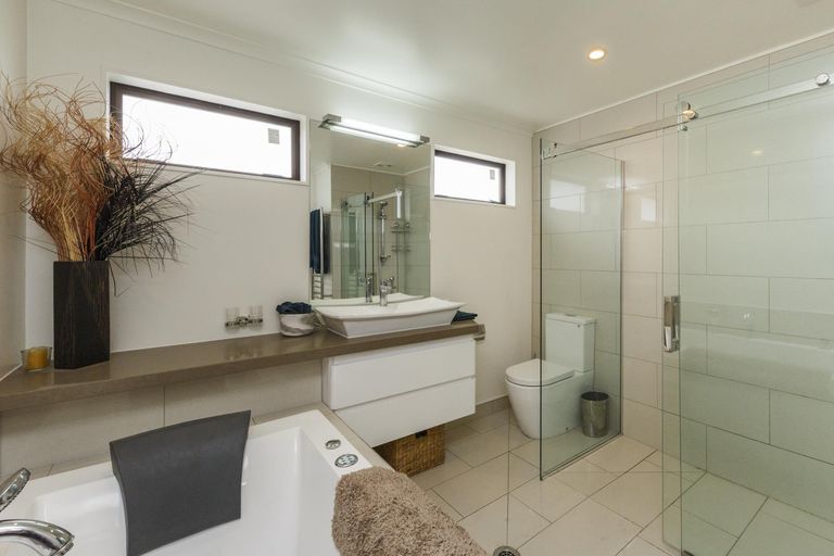 Photo of property in 87 Ferguson Street, West End, Palmerston North, 4412