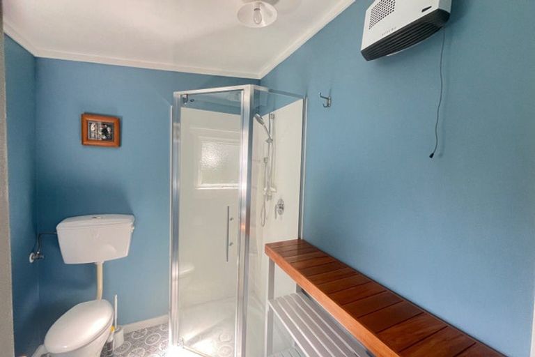 Photo of property in 12 Margate Street, Waihola, Milton, 9073