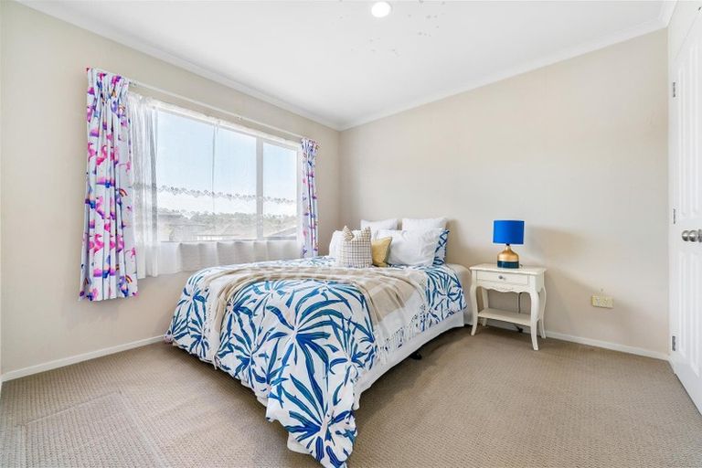 Photo of property in 98 Jeffs Road, Flat Bush, Auckland, 2016