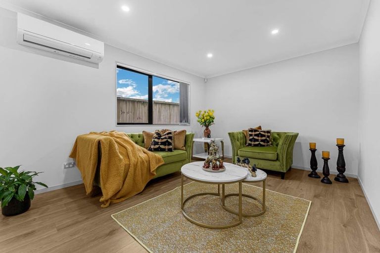 Photo of property in 95b Raglan Street, Mangere East, Auckland, 2024
