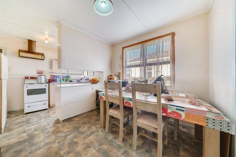 Photo of property in 9 Michelle Place, Mangere, Auckland, 2022