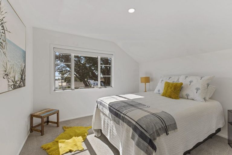 Photo of property in 250c Courtenay Street, Strandon, New Plymouth, 4312