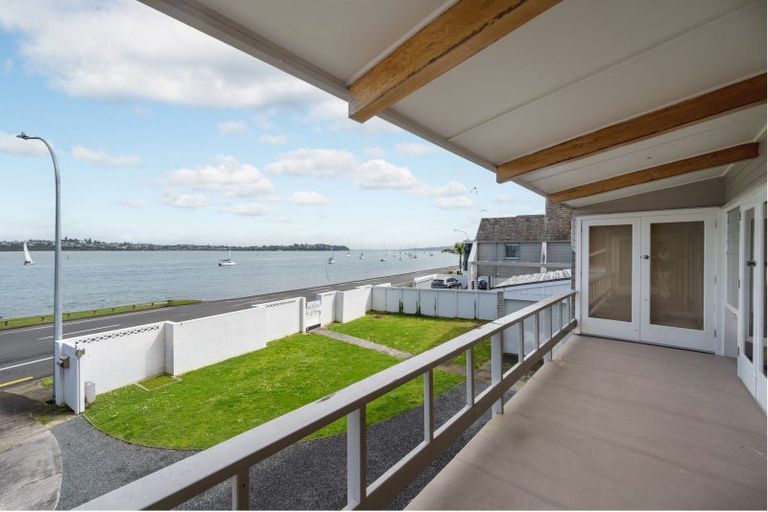 Photo of property in 55 The Parade, Bucklands Beach, Auckland, 2012