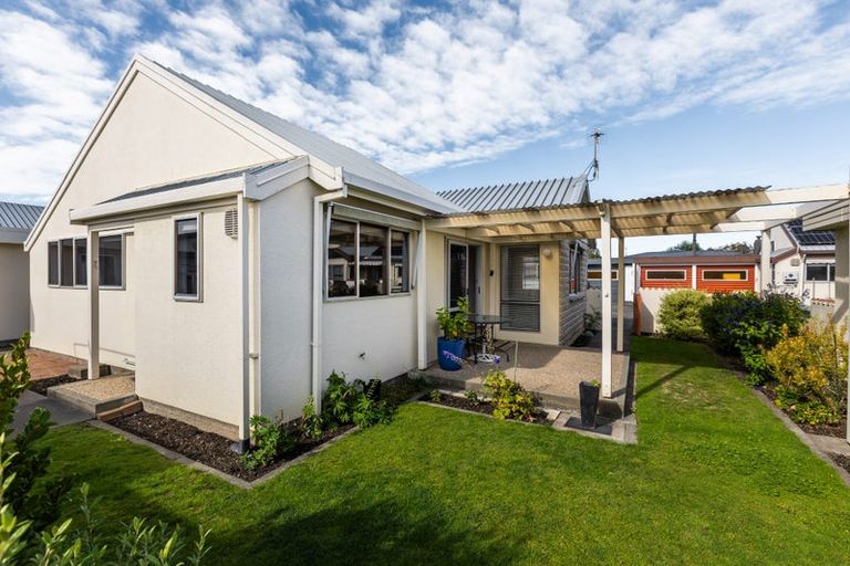 Photo of property in 4/249 Taradale Road, Pirimai, Napier, 4112