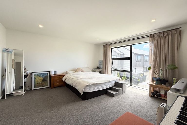 Photo of property in 35 Westgate Drive, Westgate, Auckland, 0614