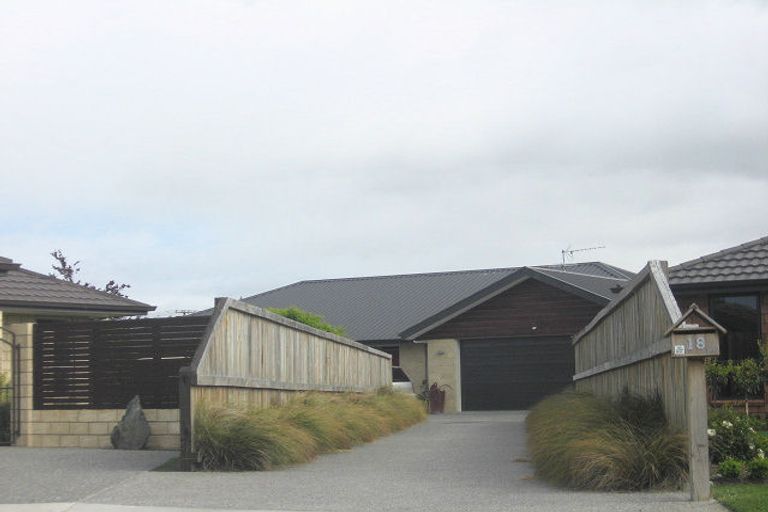 Photo of property in 18 Hilton Place, Blenheim, 7201