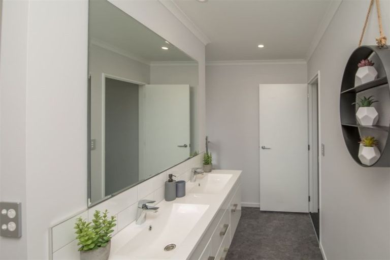 Photo of property in 5 Lemonwood Drive, Rolleston, 7615