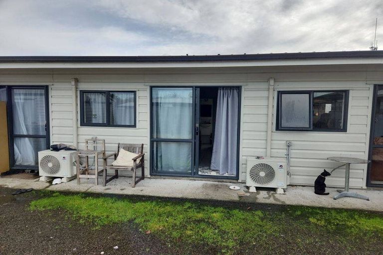 Photo of property in 35 Alexander Street, Awapuni, Palmerston North, 4412