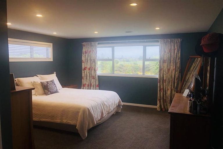 Photo of property in 9 Taranui Way, Paraparaumu Beach, Paraparaumu, 5032