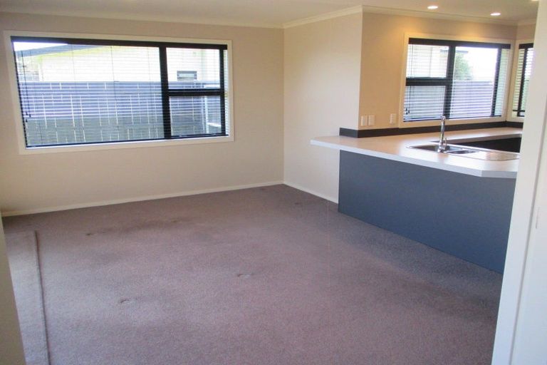 Photo of property in 53 Rosalie Terrace, Kelvin Grove, Palmerston North, 4414