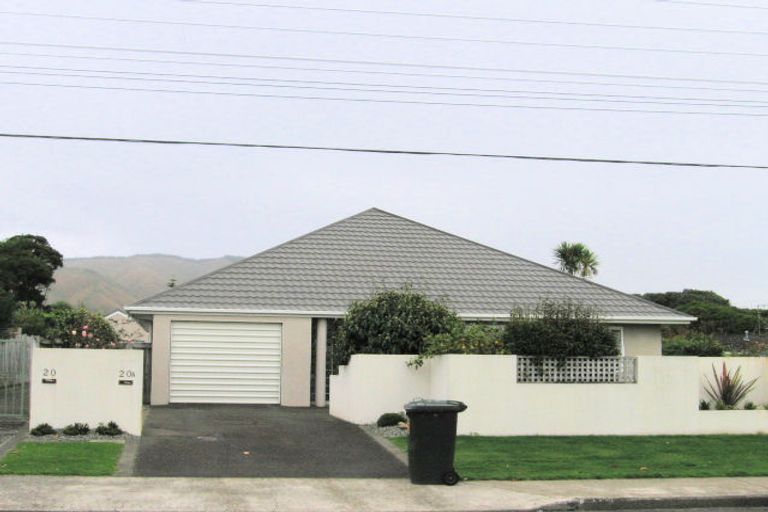 Photo of property in 20 Ngaio Road, Waikanae, 5036