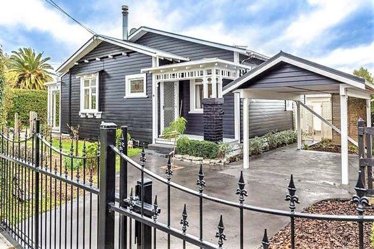 Photo of property in 52 Kawatiri Avenue, Gonville, Whanganui, 4501