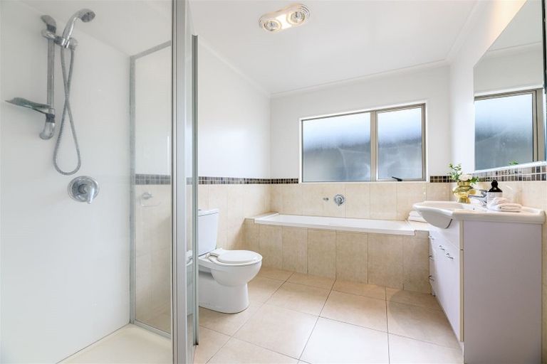 Photo of property in 74 Clover Drive, Henderson, Auckland, 0610