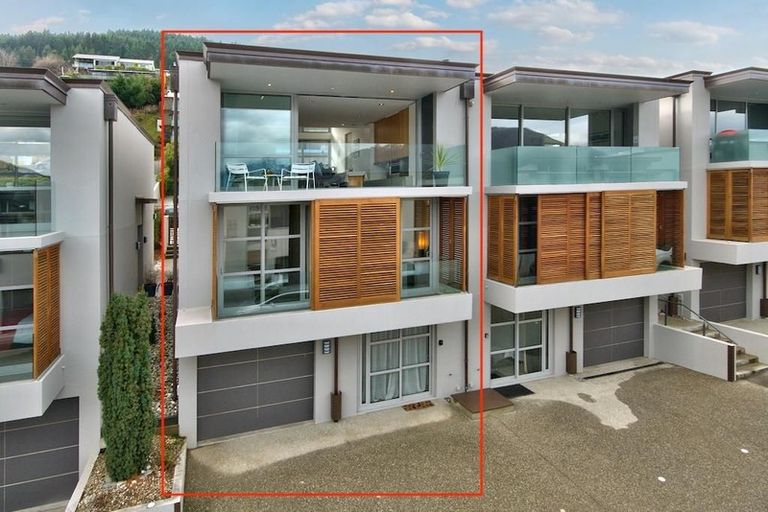 Photo of property in The Beeches Apartments, 7/60 Hallenstein Street, Queenstown, 9300