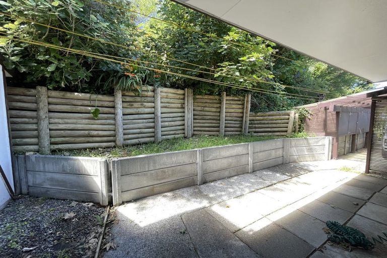 Photo of property in 11/75u Delhi Crescent, Khandallah, Wellington, 6035