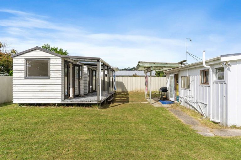 Photo of property in 215b Kiwi Road, Whangamata, 3620