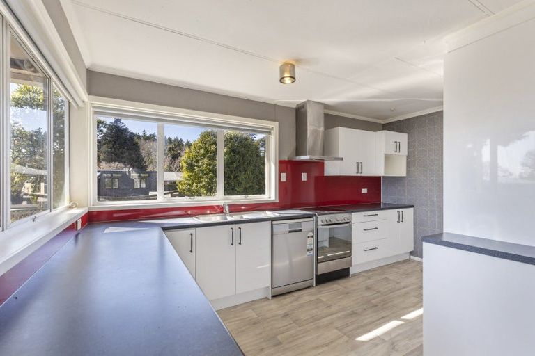 Photo of property in 9 Tawa Street, Inglewood, 4330