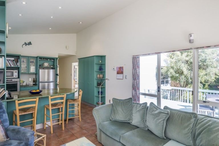 Photo of property in 43 Langdale Avenue, Paraparaumu, 5032
