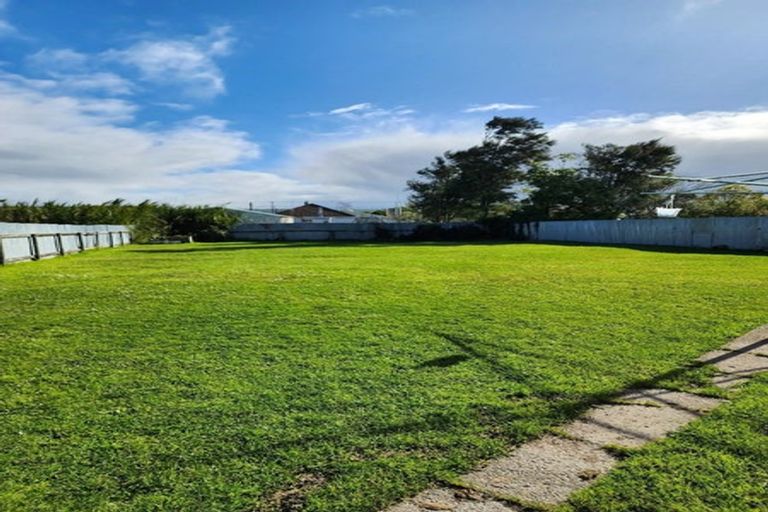 Photo of property in 18 Mackie Street, Waipukurau, 4200