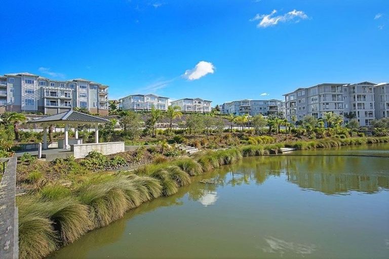 Photo of property in 217 Hibiscus Drive, Orewa, 0931