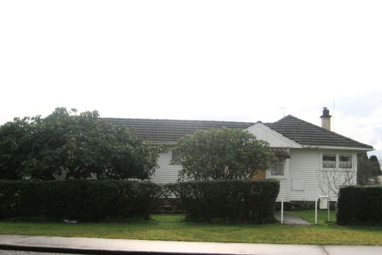 Photo of property in 2/10 Liverpool Street, Papakura, 2110