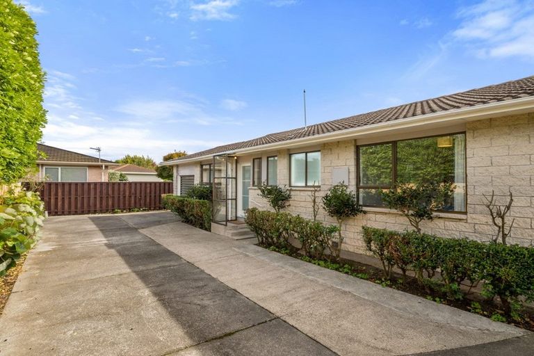 Photo of property in 6 Dalrye Place, Ilam, Christchurch, 8041