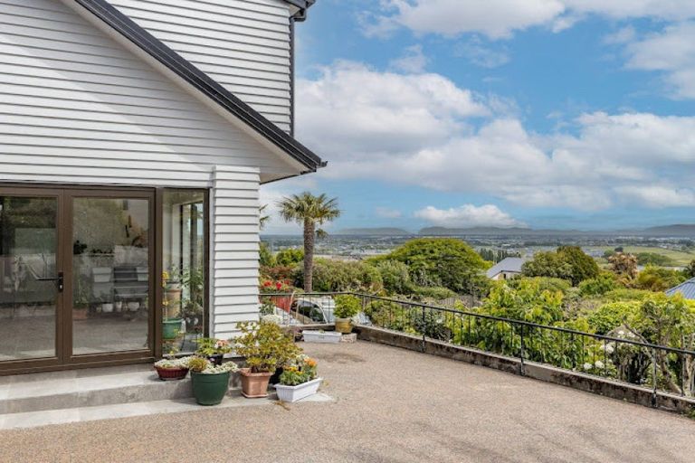 Photo of property in 88 Penruddock Rise, Westmorland, Christchurch, 8025