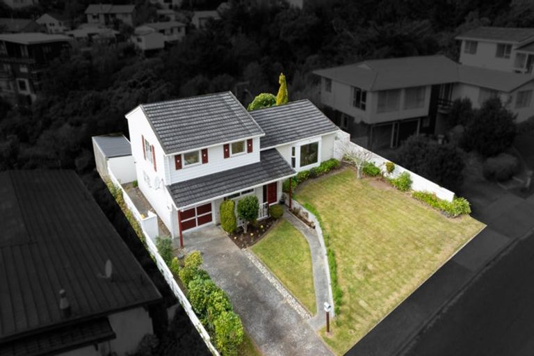 Photo of property in 9 Caesars Place, Churton Park, Wellington, 6037