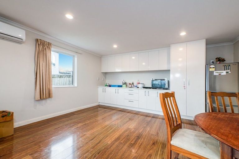 Photo of property in 42 San Prospero Crescent, Henderson, Auckland, 0612
