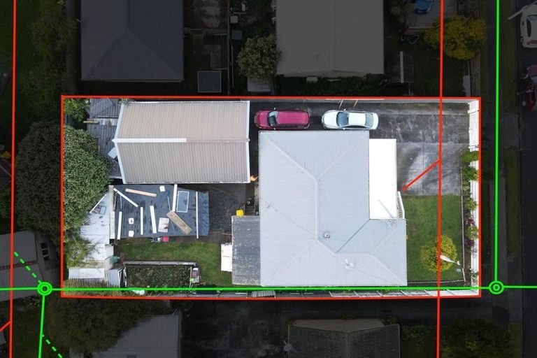 Photo of property in 16 Garus Avenue, Mangere East, Auckland, 2024