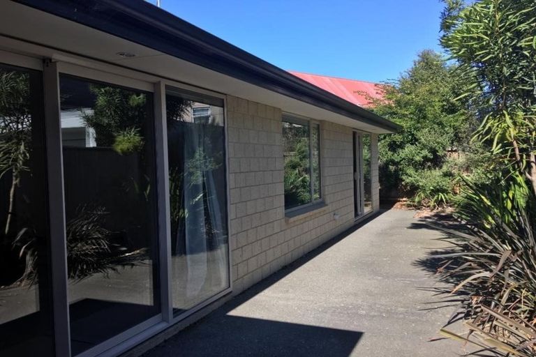 Photo of property in 73a Mandeville Street, Riccarton, Christchurch, 8011