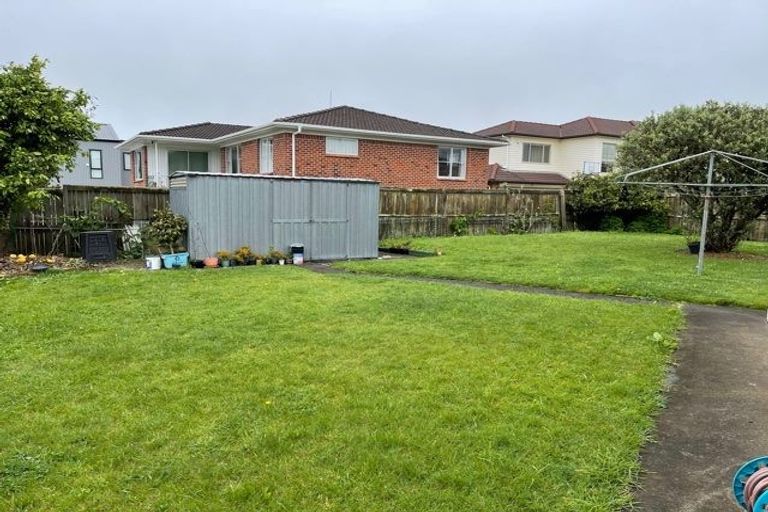 Photo of property in 7 Sea Spray Drive, Bucklands Beach, Auckland, 2012